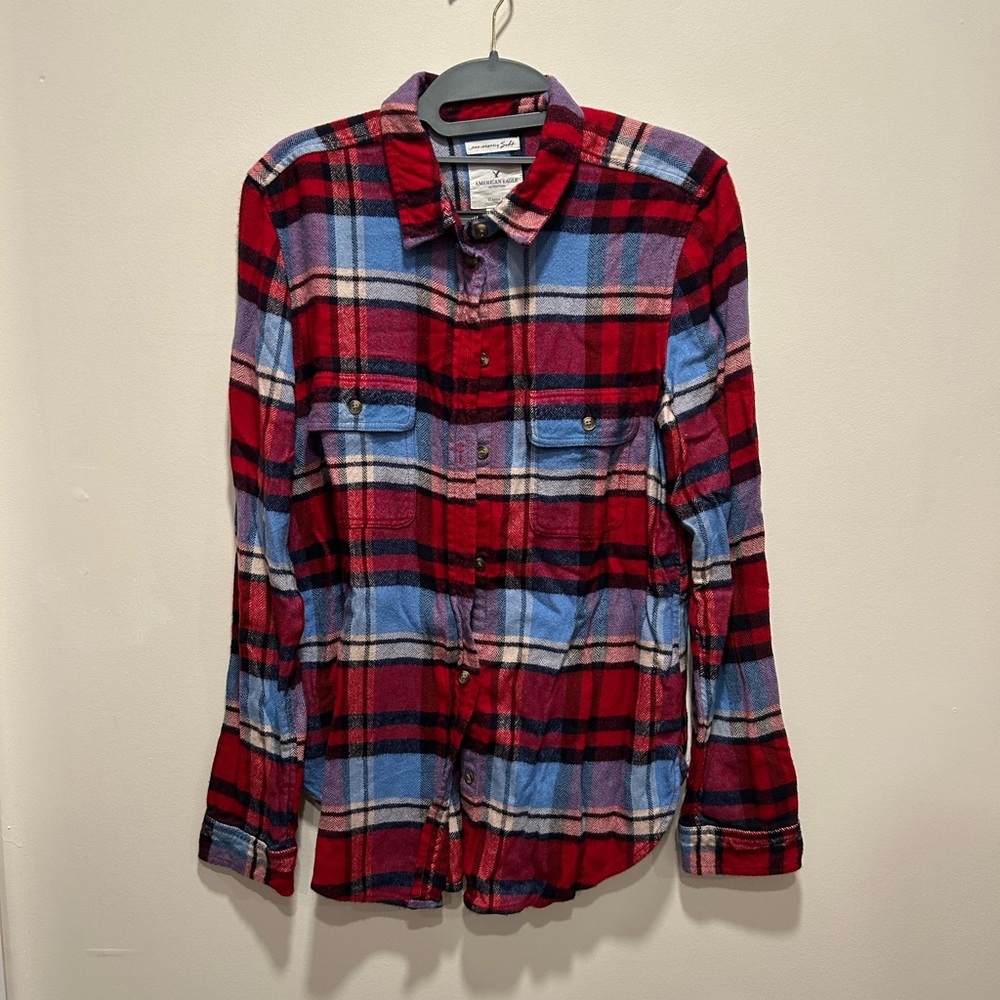 American Eagle Outfitters Red and Blue Casual Button Down Shirt